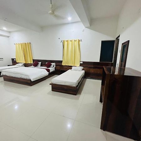 Hotel Maurya Vihar Bodhgaya Exteriör bild