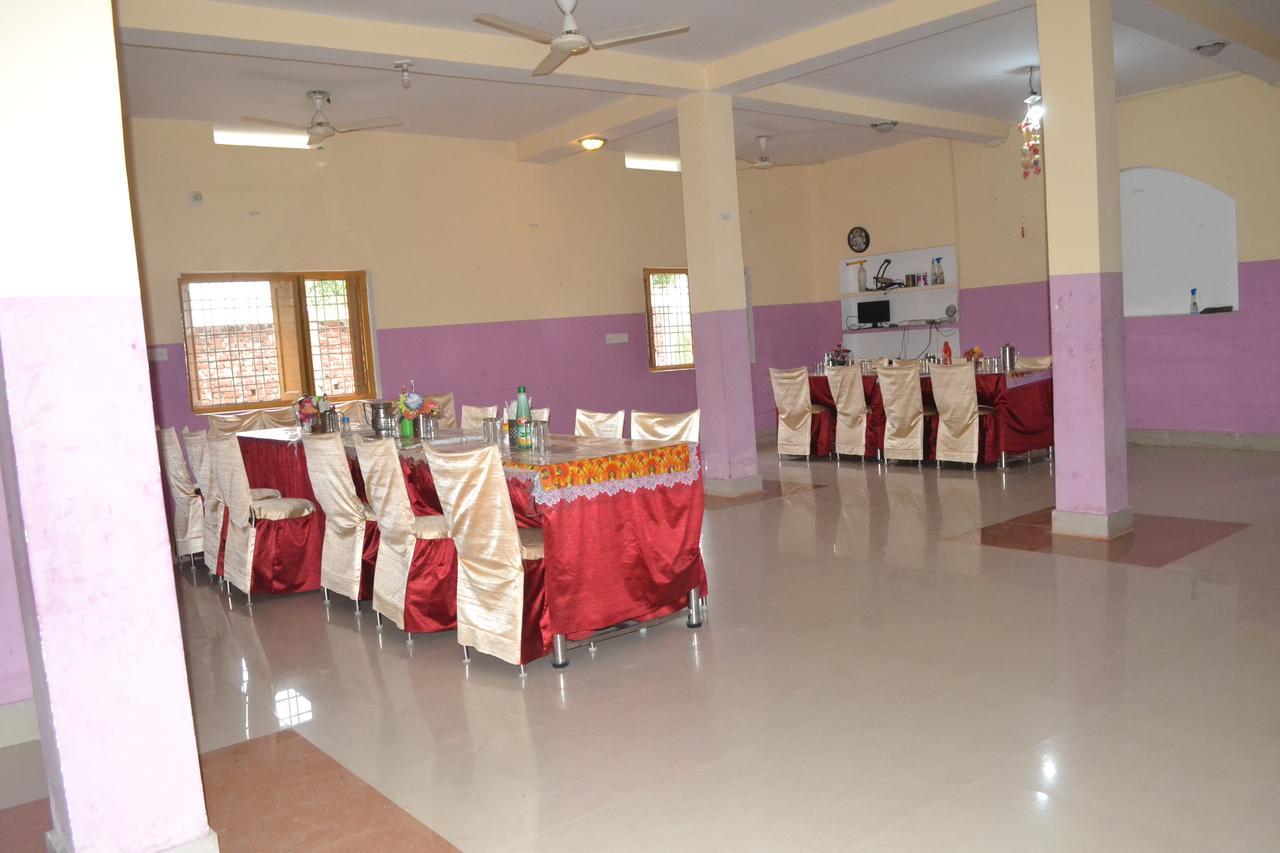 Hotel Maurya Vihar Bodhgaya Exteriör bild