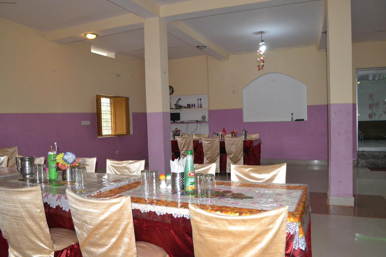 Hotel Maurya Vihar Bodhgaya Exteriör bild